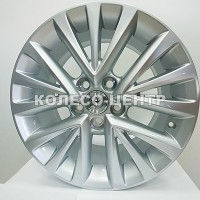 Replica Toyota (5113) 7x17 5x114,3 ET45 DIA60,1 (silver)
