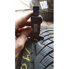 Michelin Pilot Alpin PA4 235/35 R19 91W Б.У. 5 мм