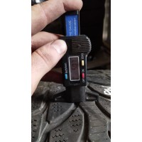 Bridgestone Blizzak LM-32 245/45 R19 Б.У. 5,5 мм