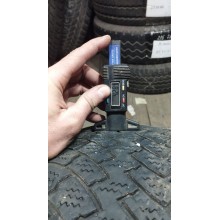 Continental VancoWinterContact 205/60 R16C 100/98T Б.У. 5,5 мм