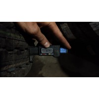 Dunlop GrandTrek TG40 215/80 R16 107S Нова 9 мм