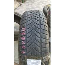 Goodyear UltraGrip Performance 235/65 R17 104H Б.У. 7,5 мм